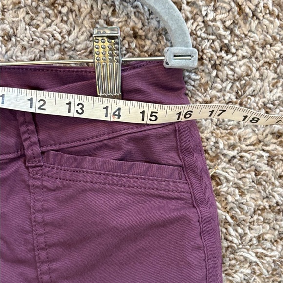 Old Navy Women's Skinny Jeans  Plum color Size 6 - Picture 6 of 9